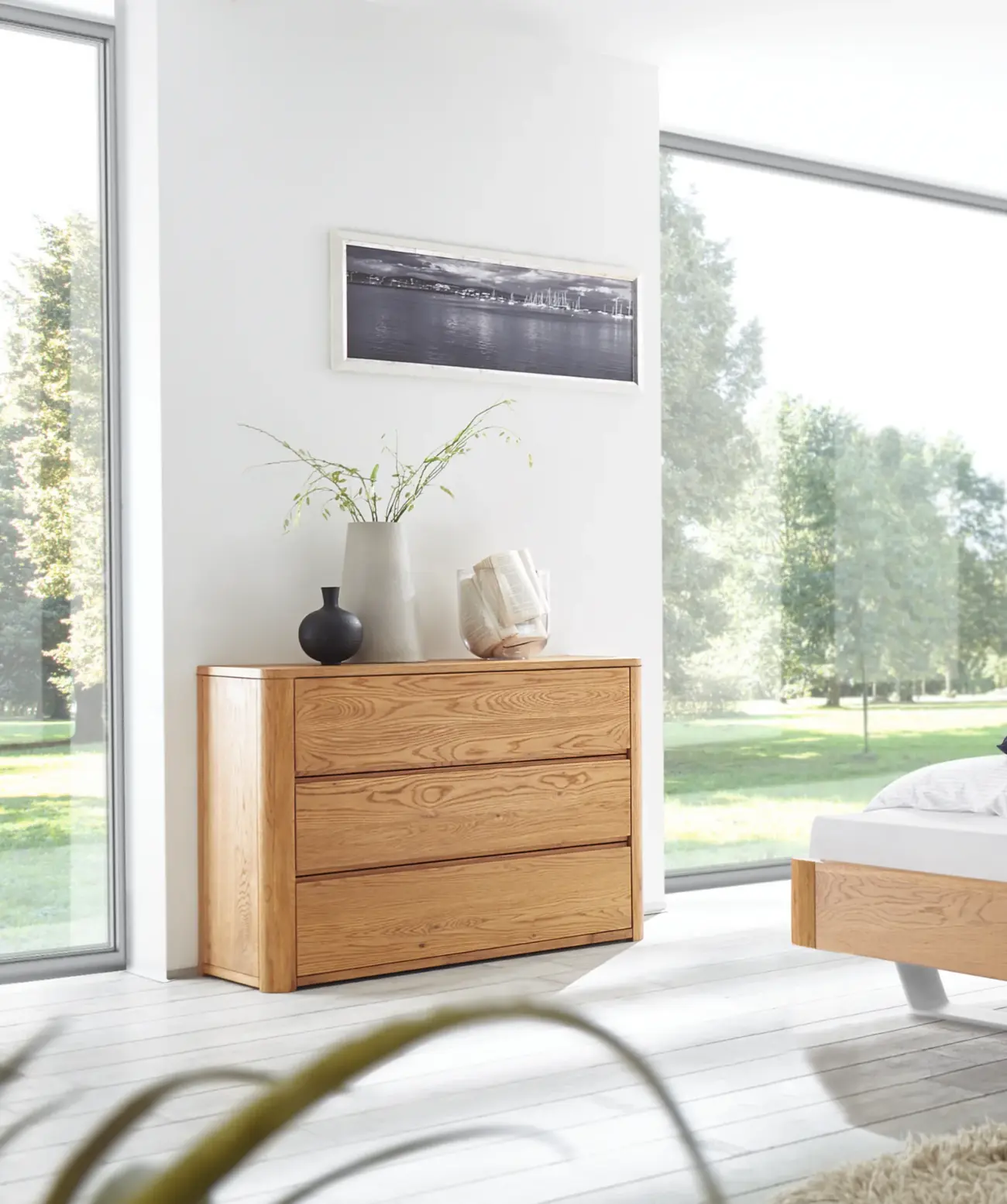 Zeitlose Kommode Hasena Oak-Line Aida aus massiver Eiche 2 Zeitlose Kommode Hasena Oak-Line Aida aus massiver Eiche – Bild 2