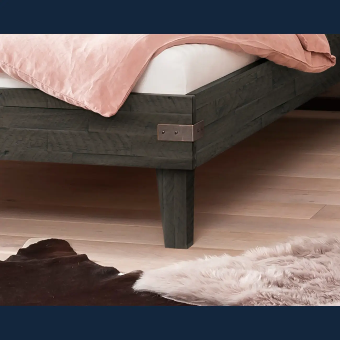 Markantes Massivholzbett Hasena Industrial Alino Factory – Bild 8