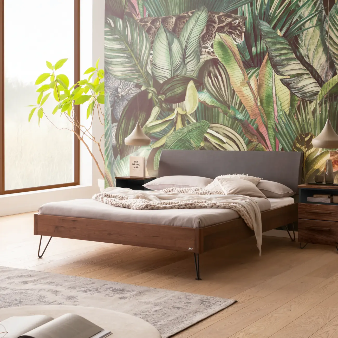 Zeitloses Massivholzbett Hasena Lugano modern-industrial – Bild 6