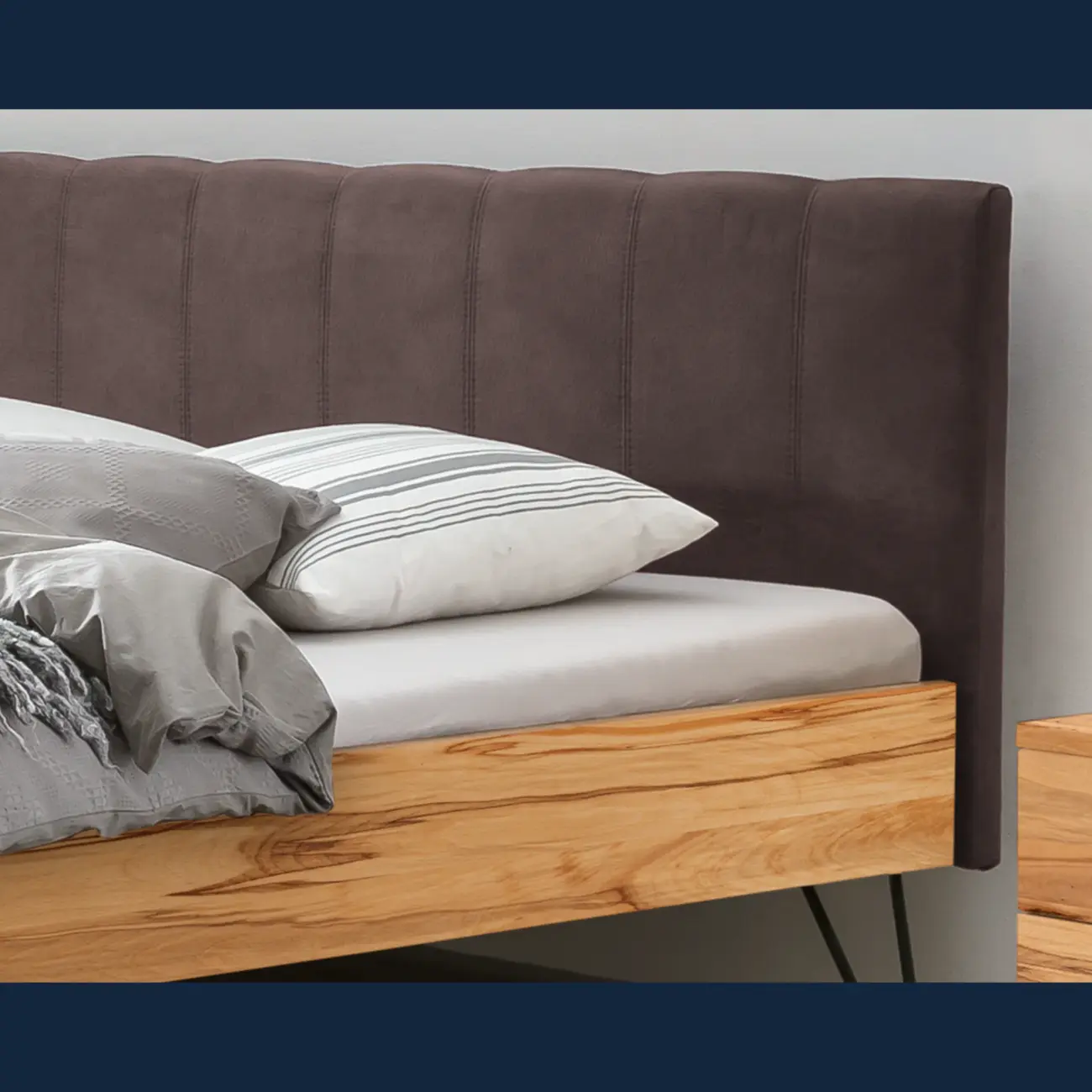 Charaktervolles Massivholzbett Hasena Roberto modern Industrial – Bild 19