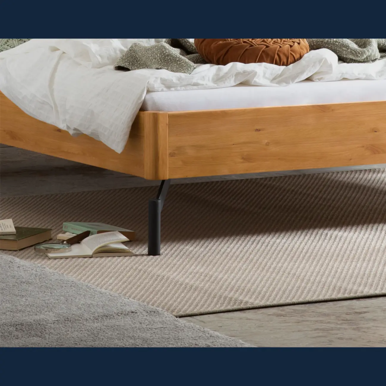 Elegantes Massivholzbett Hasena Broni im modern-skandinavischen Stil 16 Elegantes Massivholzbett Hasena Broni im modern-skandinavischen Stil – Bild 16