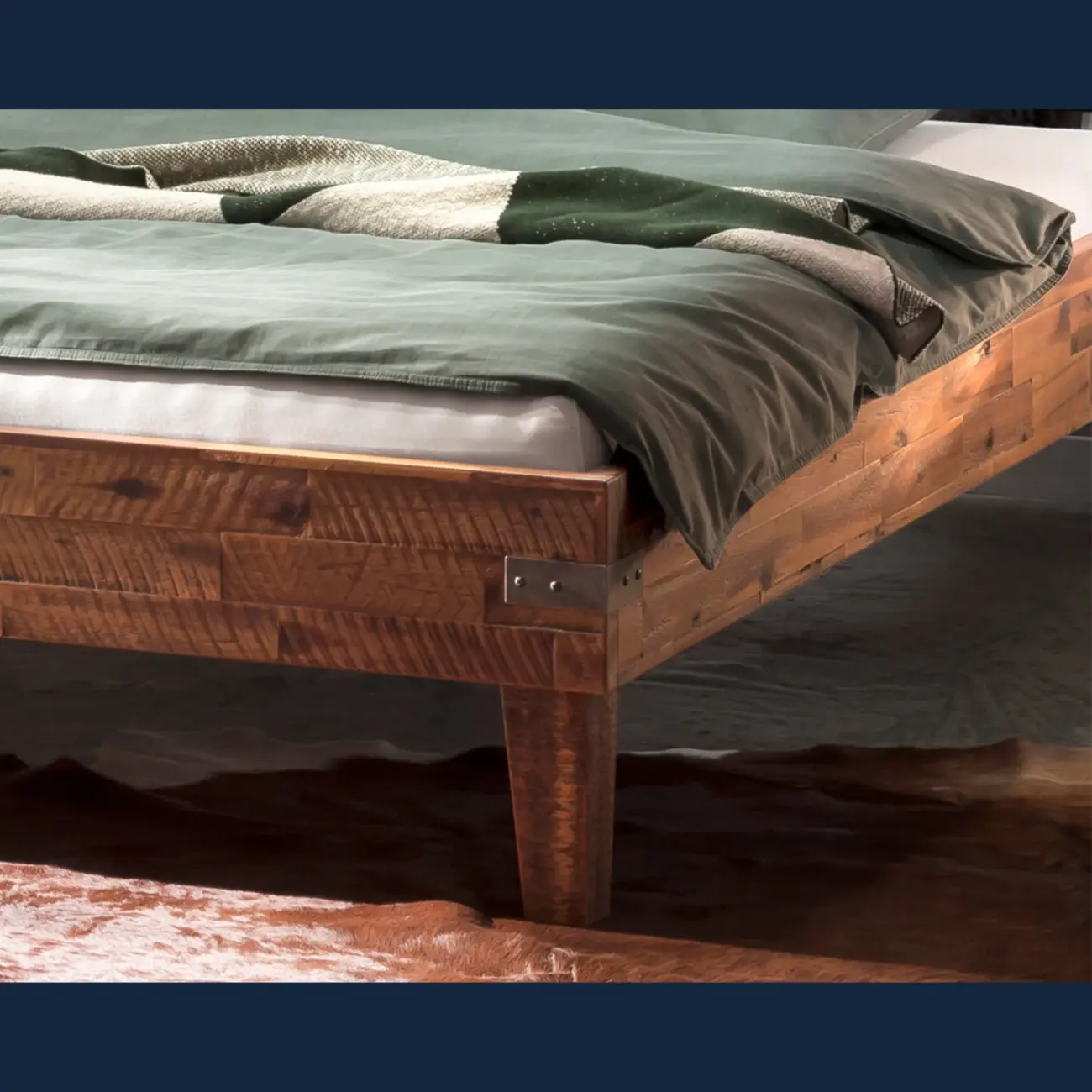 Markantes Massivholzbett Hasena Industrial Golea Factory – Bild 10