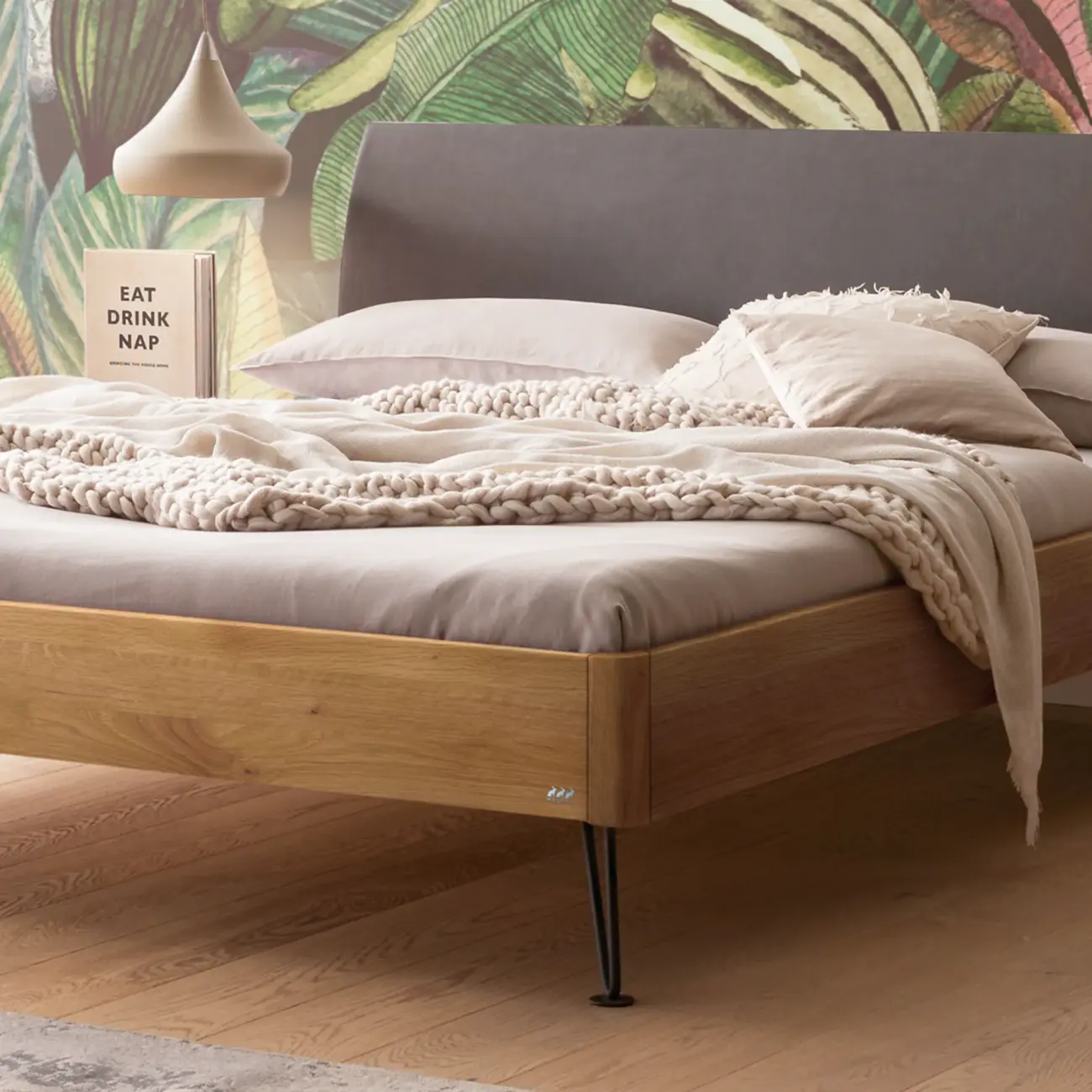 Zeitloses Massivholzbett Hasena Lugano modern-industrial 16 Zeitloses Massivholzbett Hasena Lugano modern-industrial – Bild 16