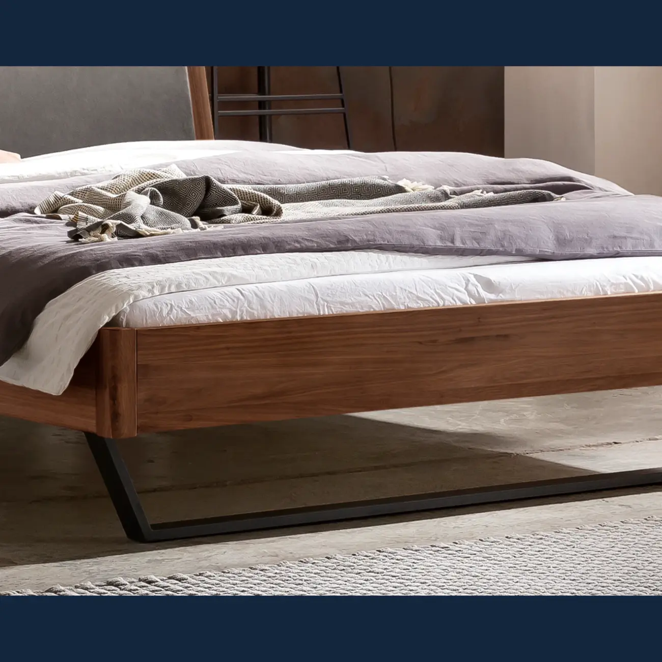 Elegantes Massivholzbett Hasena modern-industrial Marola 12 Elegantes Massivholzbett Hasena modern-industrial Marola – Bild 12