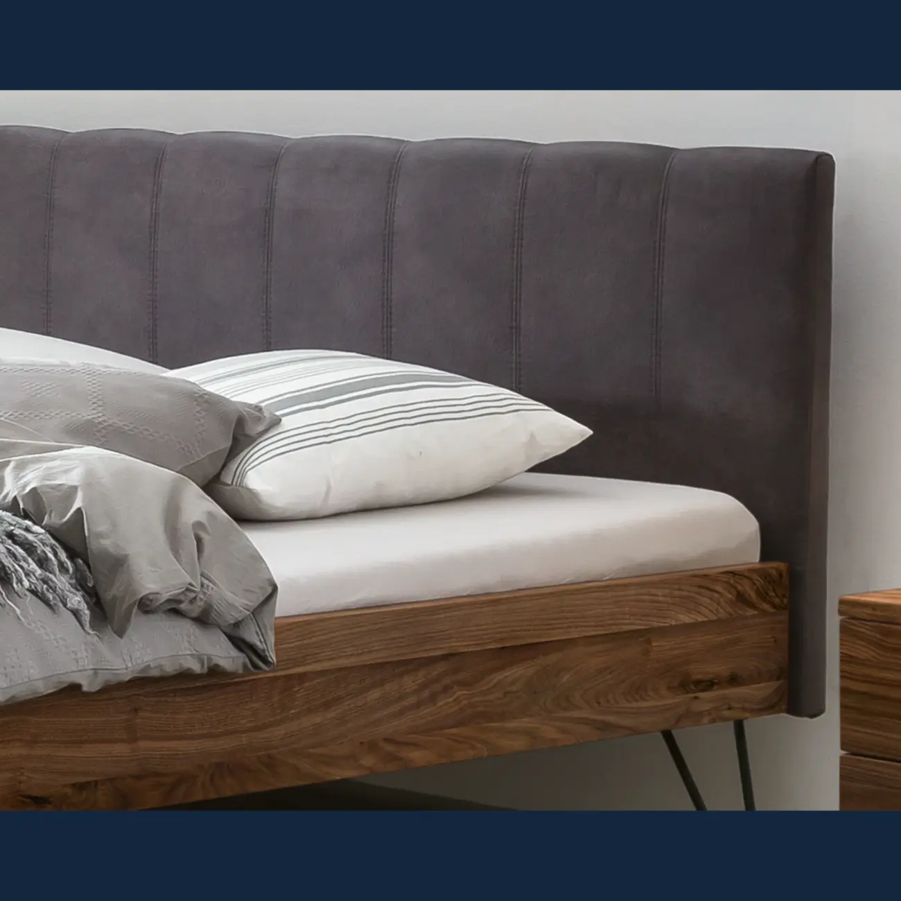 Charaktervolles Massivholzbett Hasena Roberto modern Industrial 3 Charaktervolles Massivholzbett Hasena Roberto modern Industrial – Bild 3