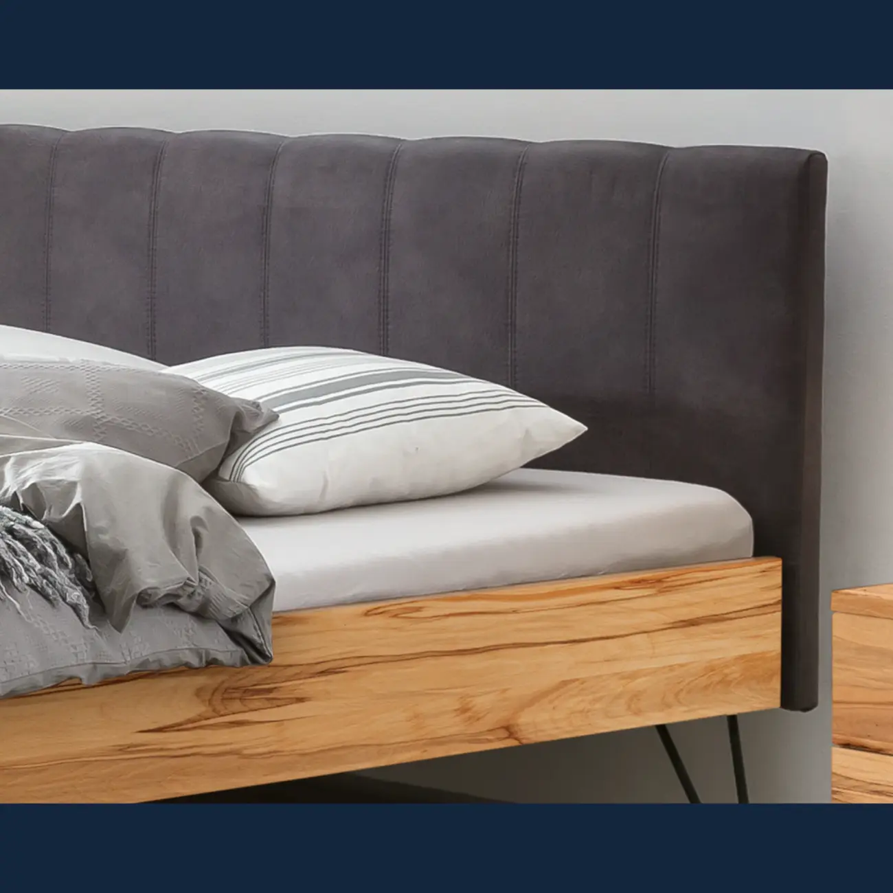 Charaktervolles Massivholzbett Hasena Roberto modern Industrial 13 Charaktervolles Massivholzbett Hasena Roberto modern Industrial – Bild 13