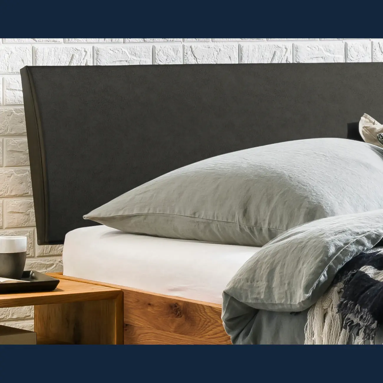 Elegantes Massivholzbett Hasena Modern-Industrial Sariano Trento 11 Elegantes Massivholzbett Hasena Modern-Industrial Sariano Trento – Bild 11